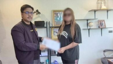 Buriram bank employee accused of embezzling 700,000 baht from restaurant owner
