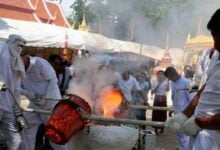 Residents seek lucky incense numbers at Phetchabun ceremony