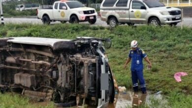 Ten voters in van accident en route to Sisaket