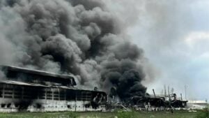 Fire at Bangkok factory causes toxic air pollution and evacuation