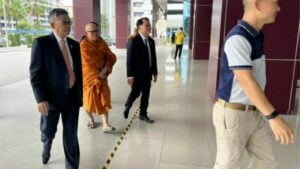 Abbot denies 300 million baht embezzlement, gambling claims