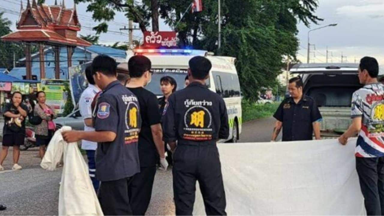 Motorcycle collision with truck in Ratchaburi leaves one dead