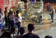 Pickup truck driver killed in collision with truck on Phetkasem Road