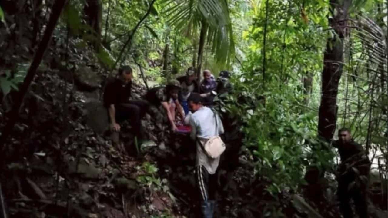 Two students found dead after Pattani flash flood tragedy