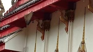 Bee attack at Nakhon Ratchasima temple injures over 30 people