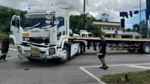 Truck driver falls asleep, crashes into car in Phang Nga