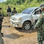 Troops foil vehicle smuggling at Tak province border