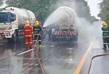 LPG truck overturns, causes gas leak in Prachuap Khiri Khan
