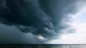 Thai weather alert: storms and strong winds in 53 provinces