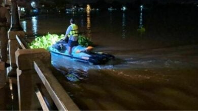 Search for couple missing in Bang Pakong River after bridge fall