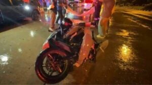 Motorcyclist dies in Ayutthaya crash due to rainy conditions