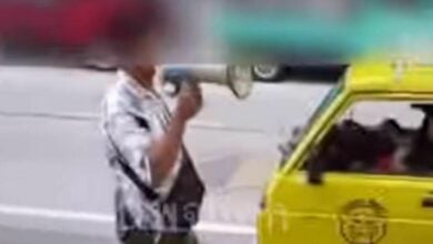 Delivery rider attacked near Bangkok taxi stand (video)