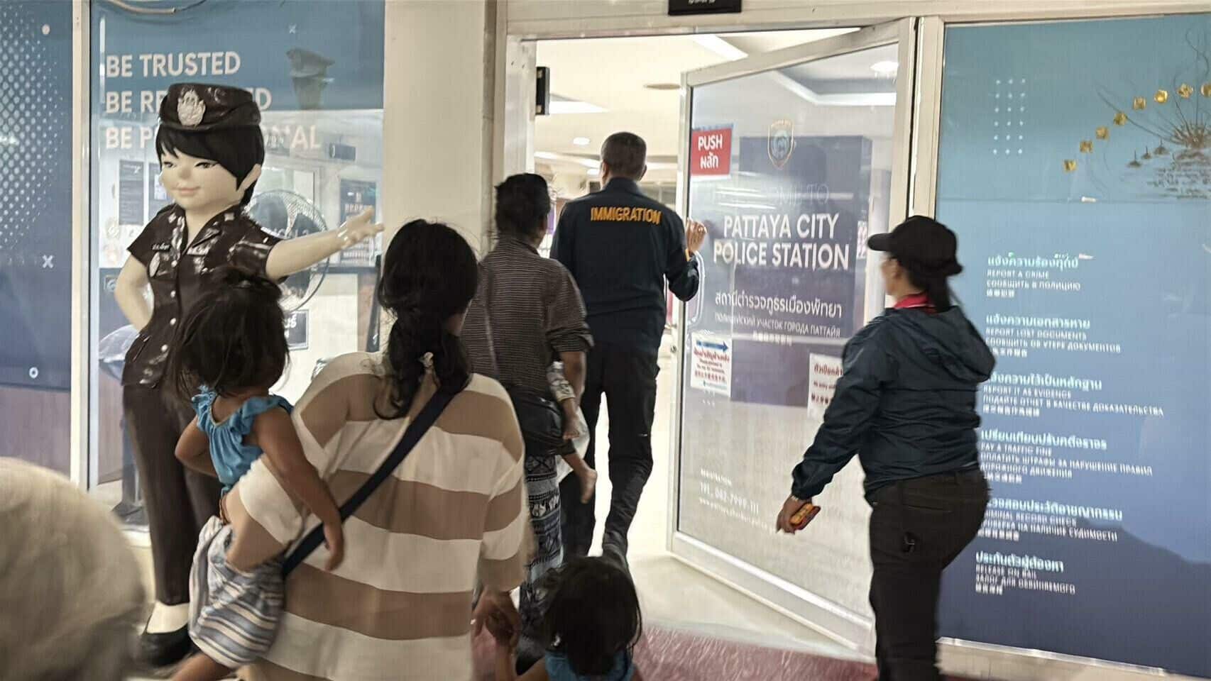 Foreign beggar gang busted for using kids as cash bait in Pattaya | News by Thaiger