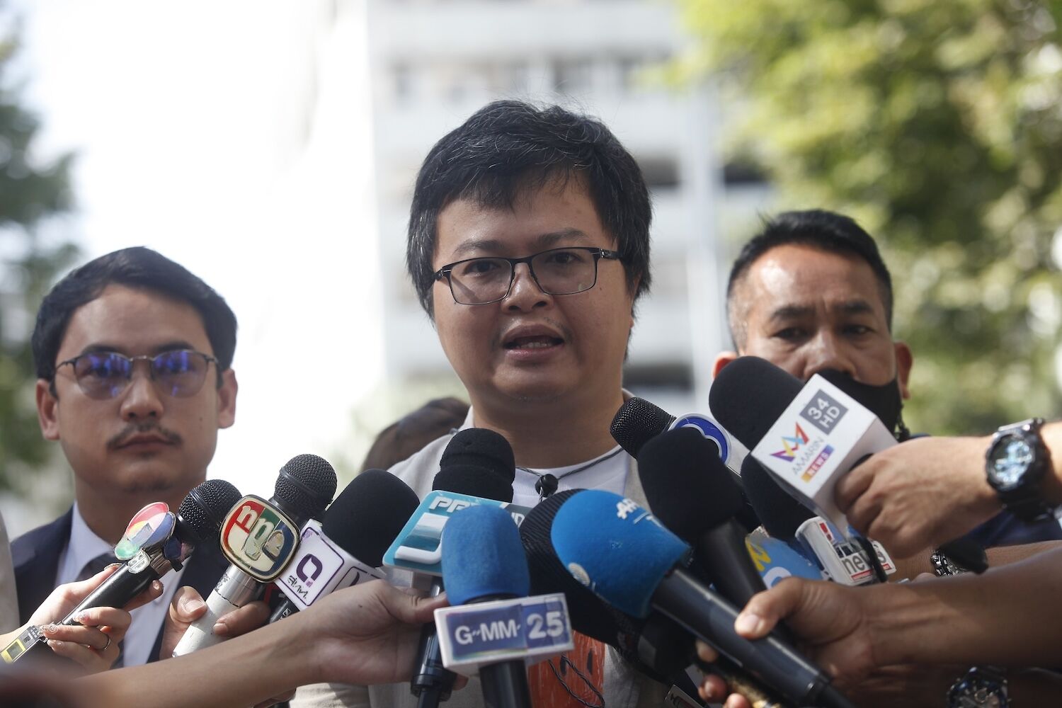 Thai lawyer jailed for lese majeste wins global human rights award | News by Thaiger