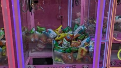 Claw machine crackdown in Thailand targets student routes