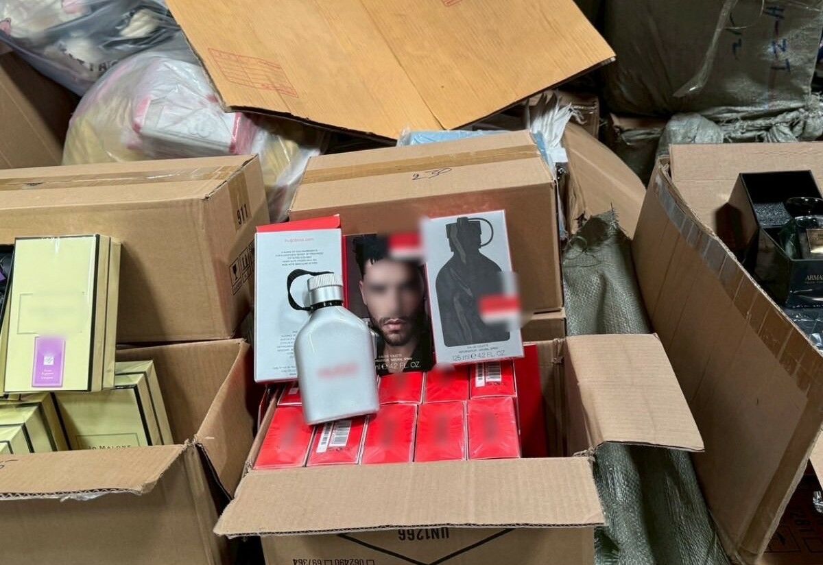 Bangkok police seize 34,000 counterfeit perfumes worth 4.3m | News by Thaiger