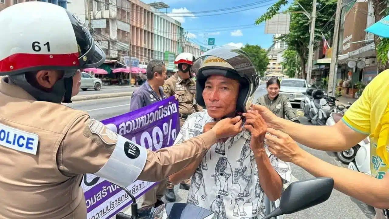 Thailand's helmet crackdown kicks off June 1 with hefty fines | News by Thaiger