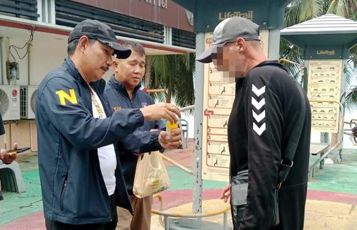 German homeless after kicked out by Thai wife in Pattaya