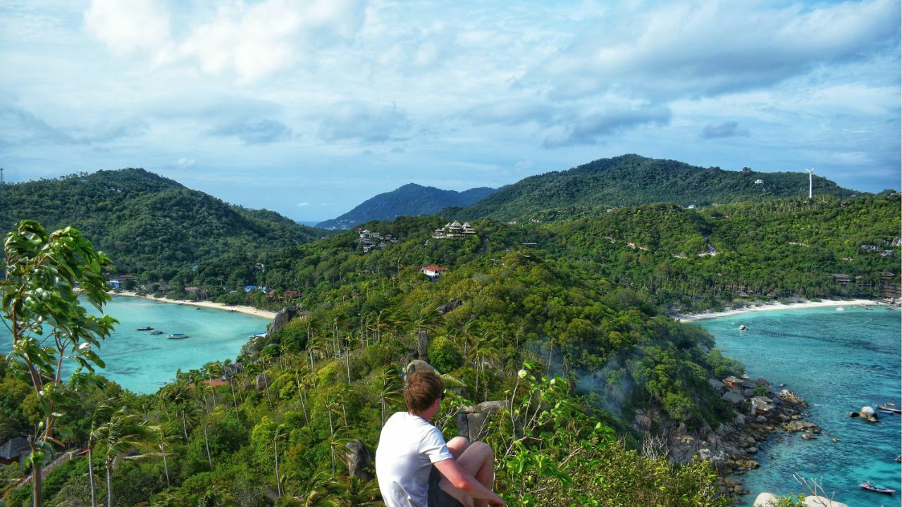 Where are the tourists going to in Thailand?