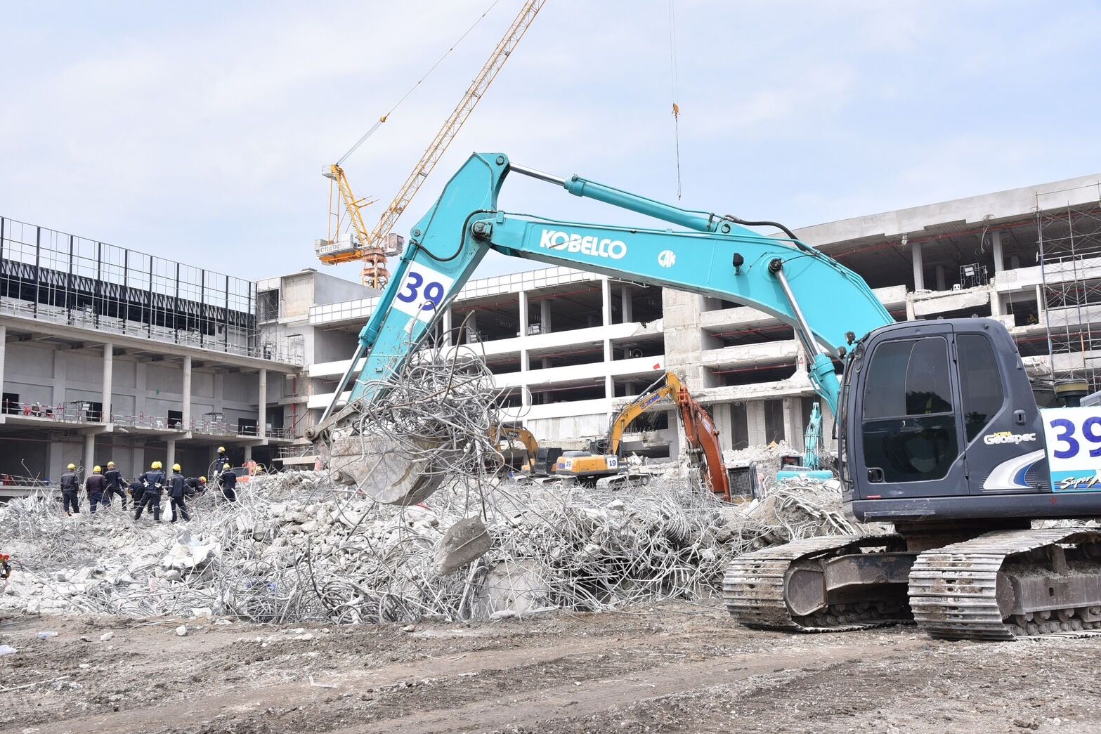 Compensation for SAO building collapse victims to begin tomorrow | News by Thaiger