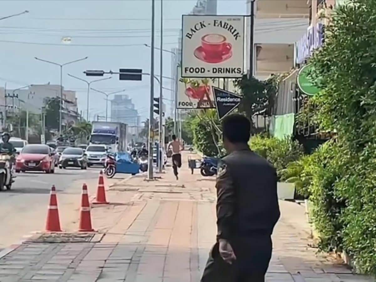 Pattaya officers puzzled by foreign tourist’s erratic behaviour | News by Thaiger