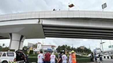 Motorcyclist dies after losing control on Pattaya overpass