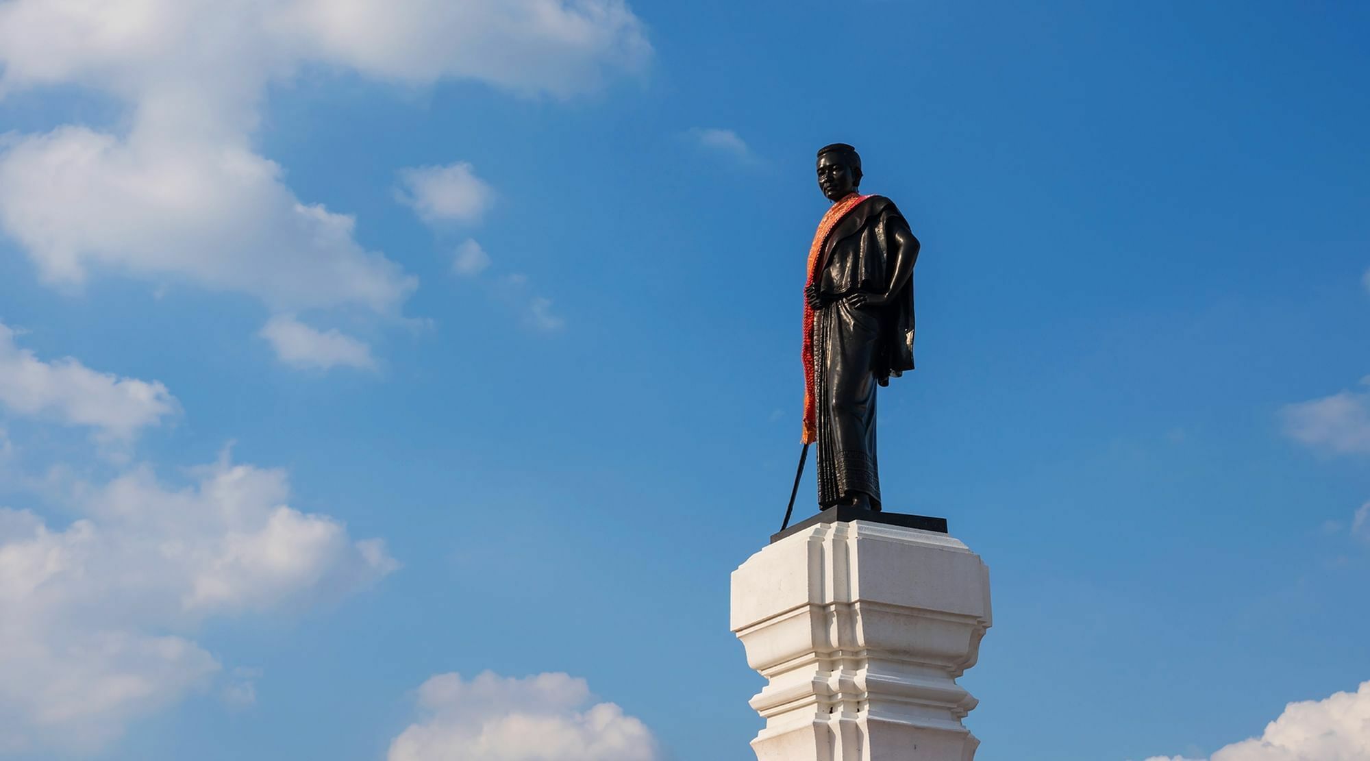Ya Mo Monument