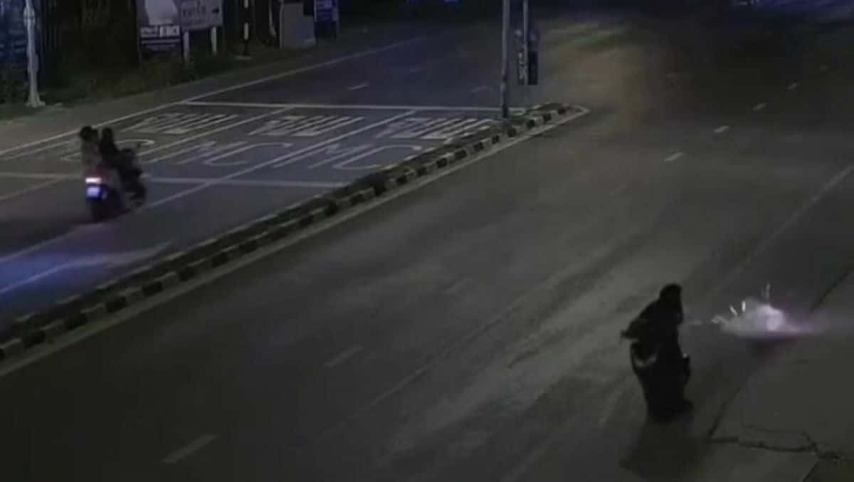 Chalong Police arrest youths after motorbike gang clash in Phuket