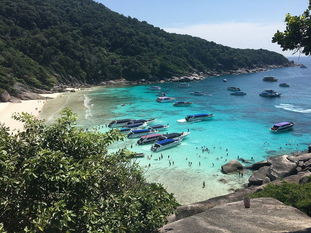Similan Islands shut for sea-son: Timeout to let paradise breathe | News by Thaiger