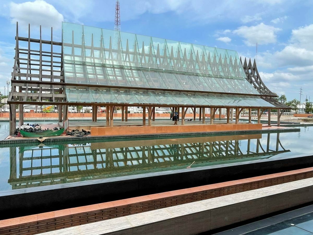 Thai parliament’s renovation plan criticised amid economic strain