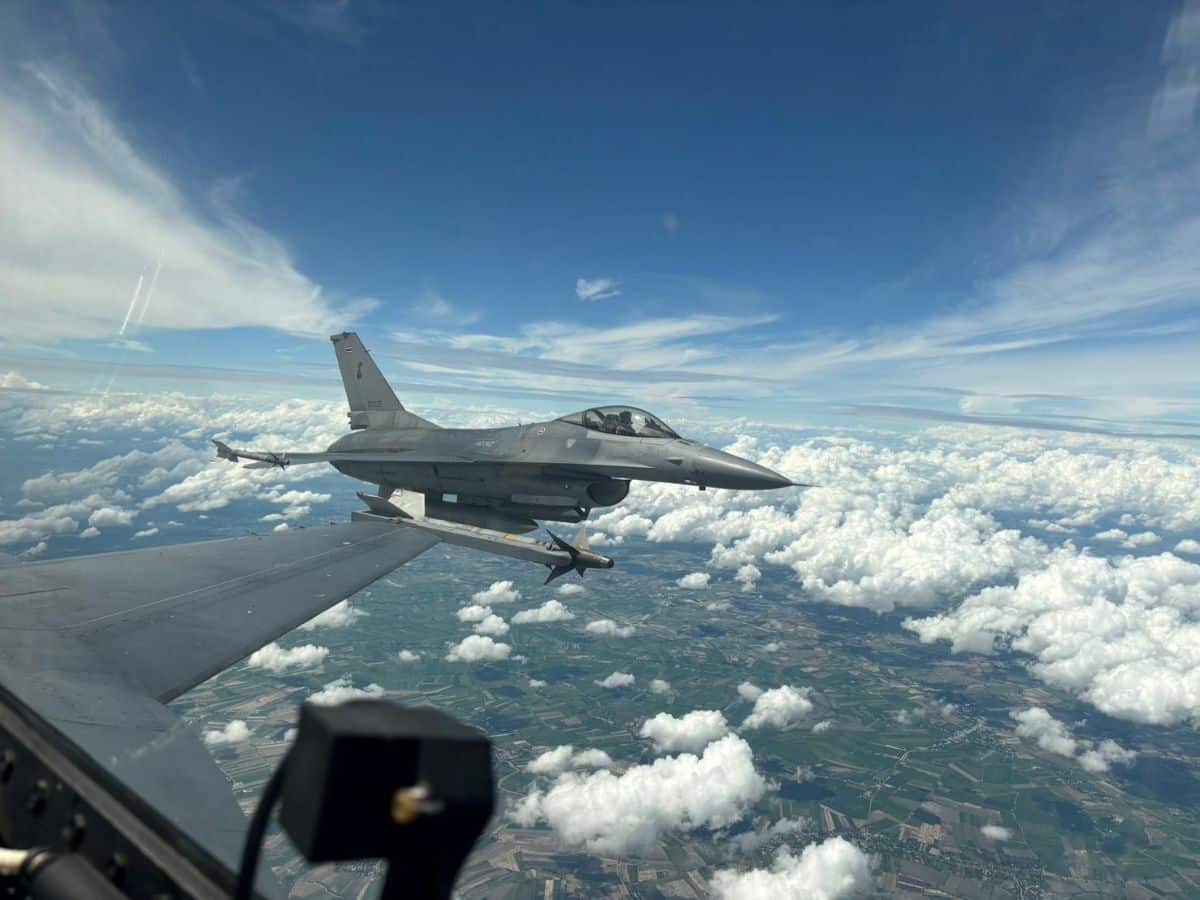 Thailand F-16s deployed as Myanmar jet nears border