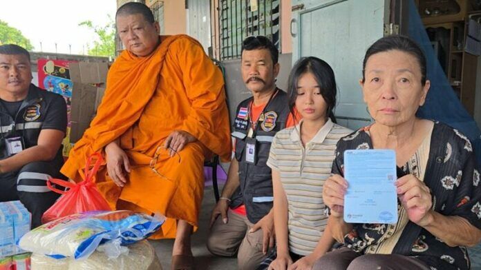 Chon Buri abbot saves starving gran and teen with kind act | News by Thaiger
