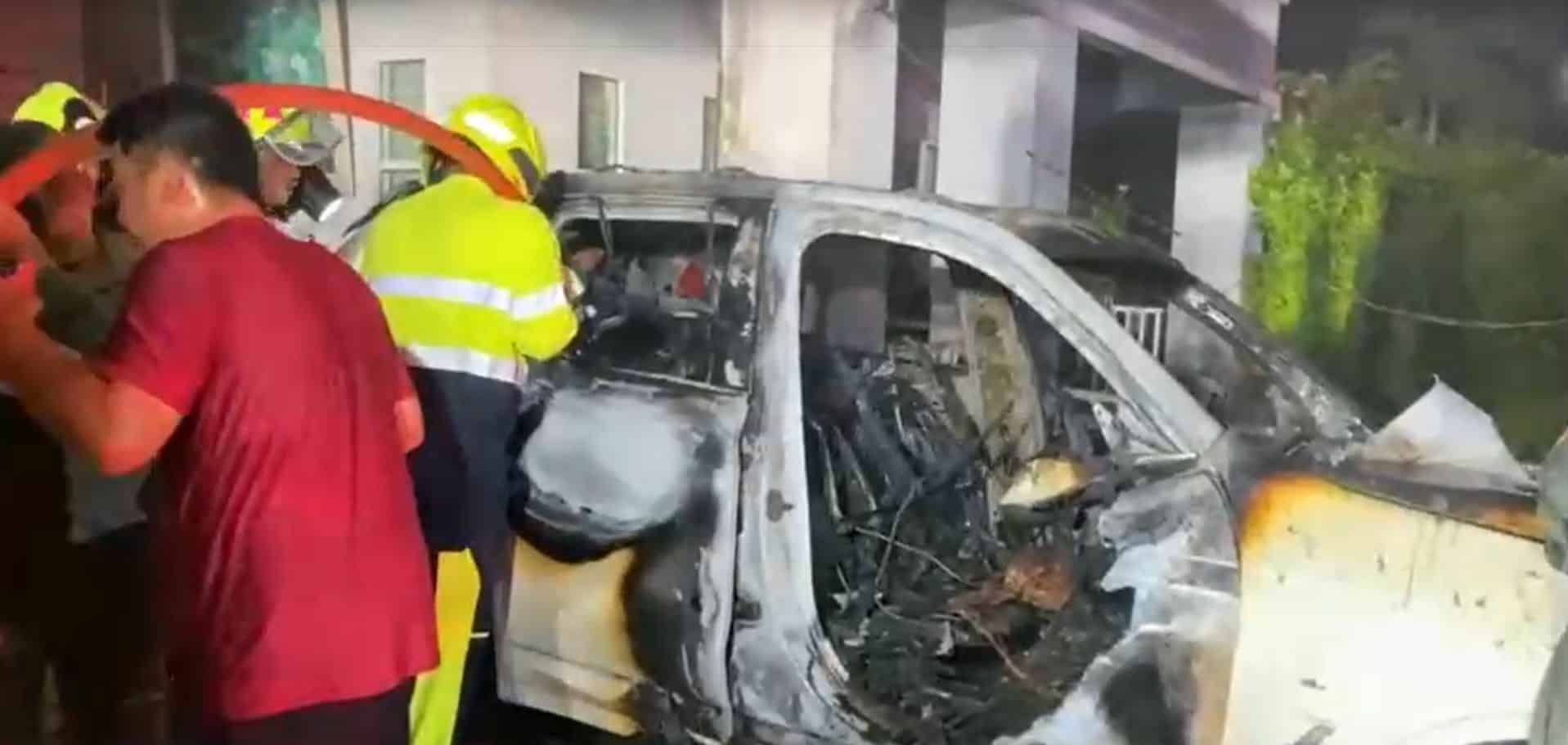 Mysterious blaze engulfs BMW X3 in Chon Buri home | News by Thaiger