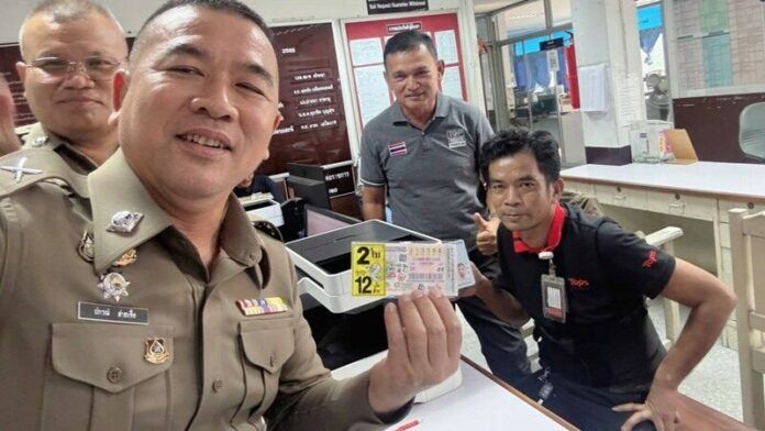 No plans to quit: Roi Et man wins 12 million baht, keeps working | News by Thaiger