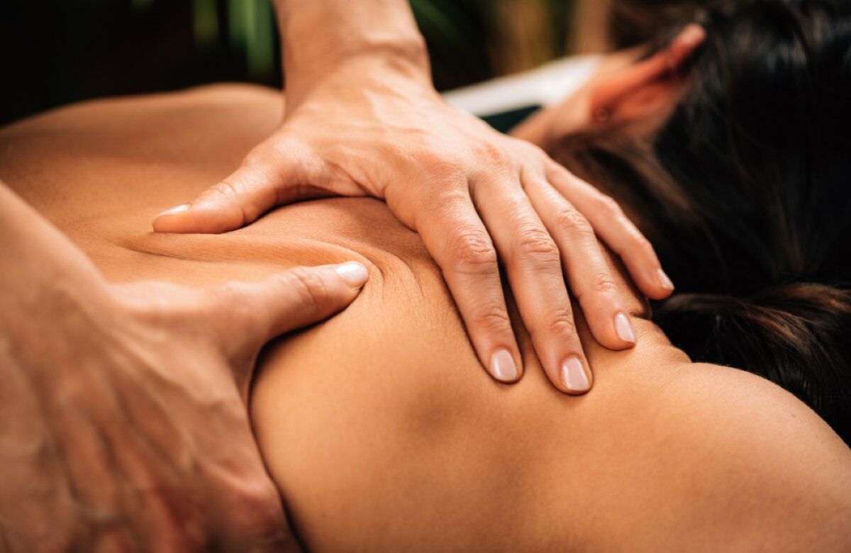 6 Signs You Need A Deep Tissue Massage