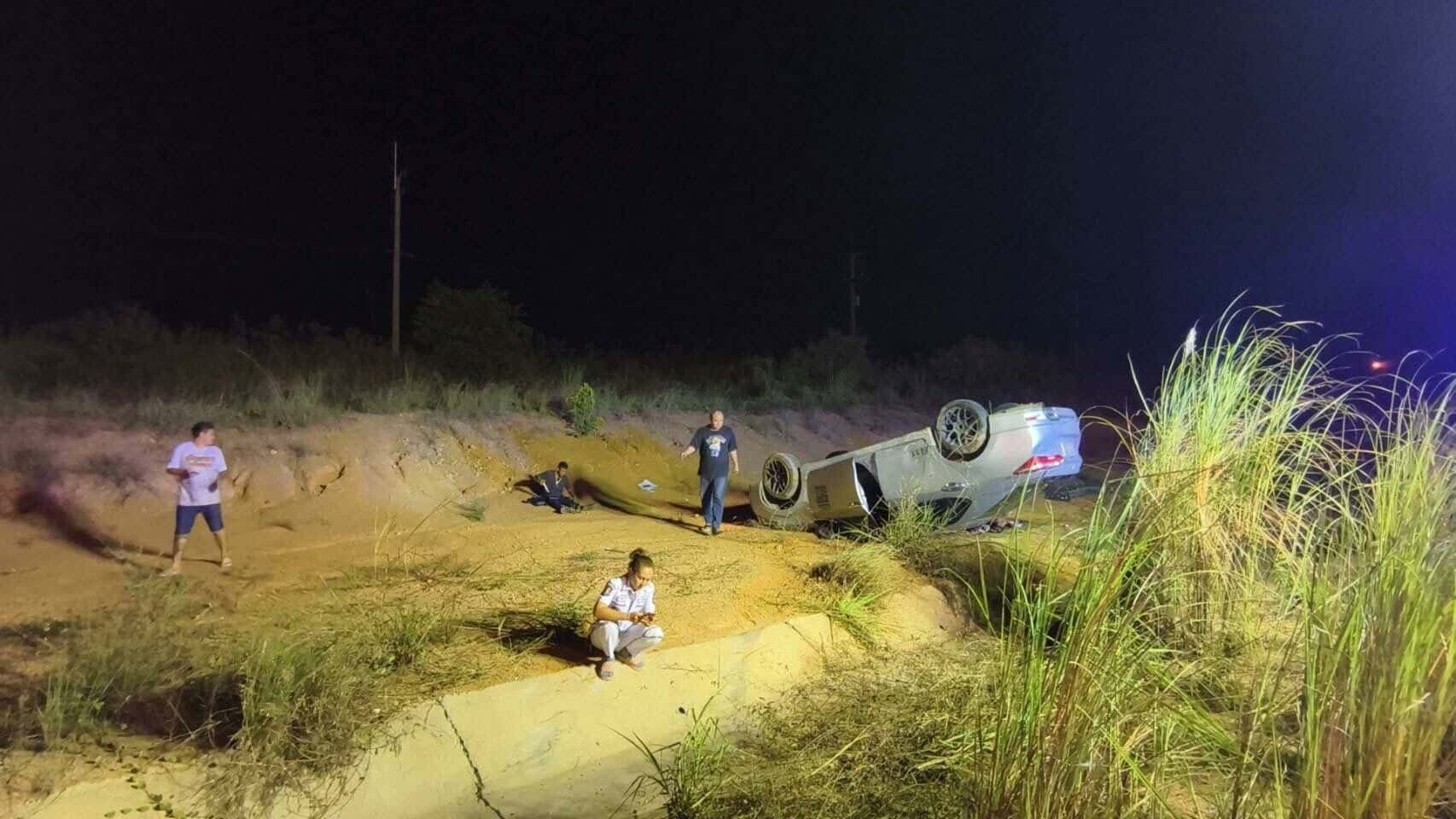 Car flips on Pattaya highway; driver, passengers escape injuries | News by Thaiger