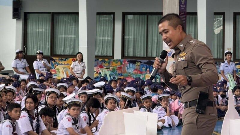 Phuket cops team up with school to fight drugs and helmet rebels | News by Thaiger