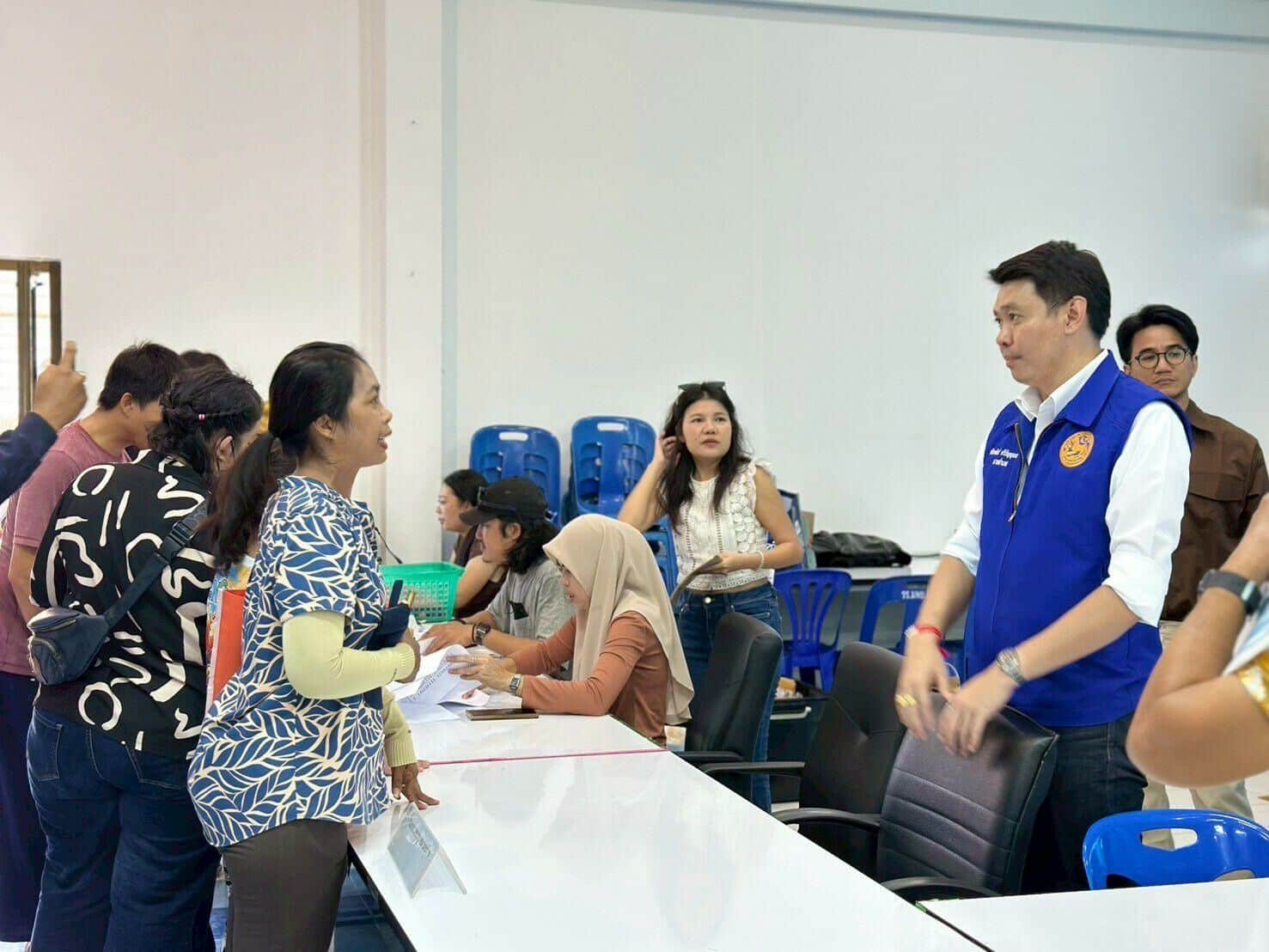 Koh Larn registers 158 businesses in accommodation crackdown | News by Thaiger