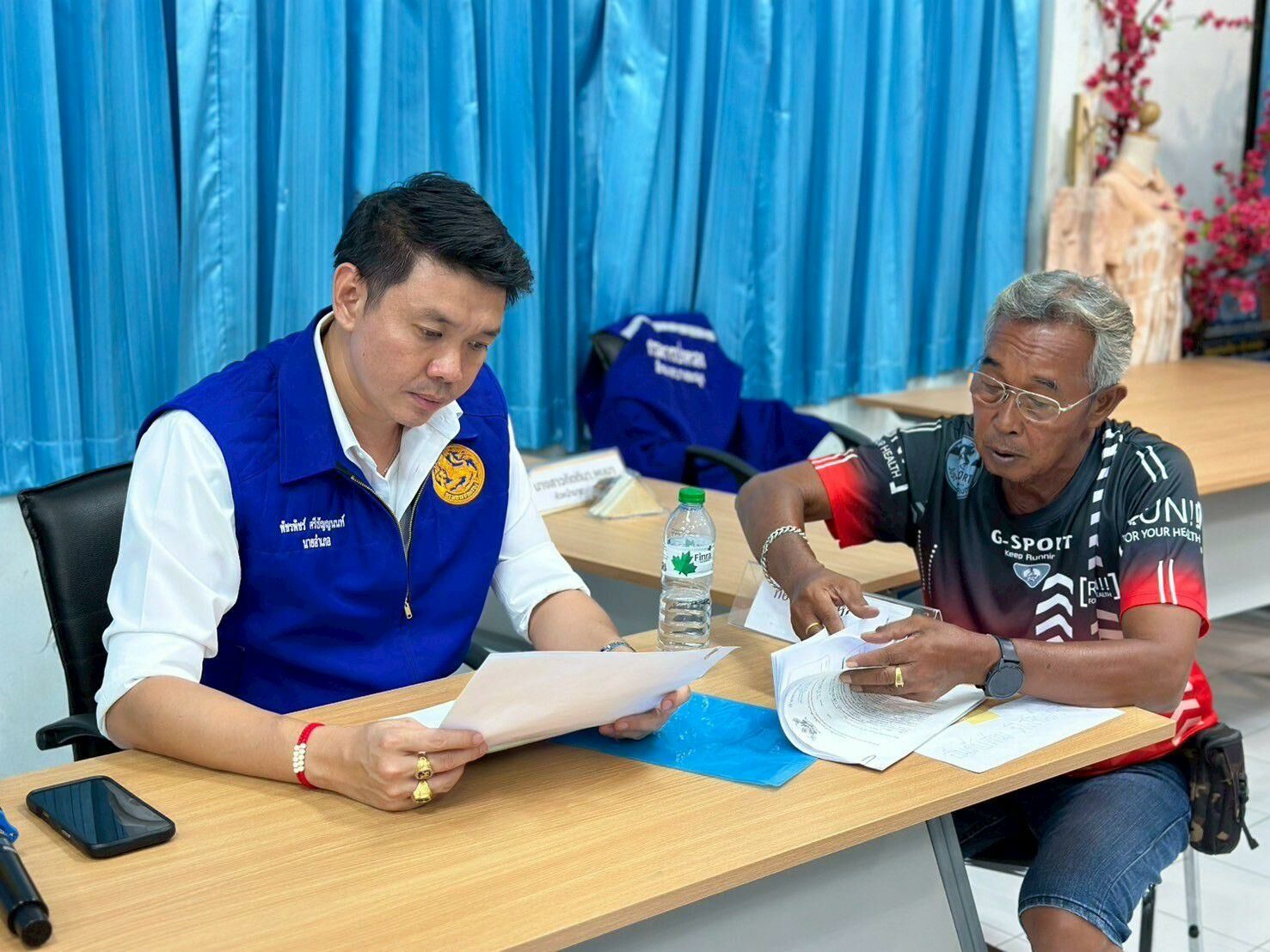 Koh Larn registers 158 businesses in accommodation crackdown | News by Thaiger