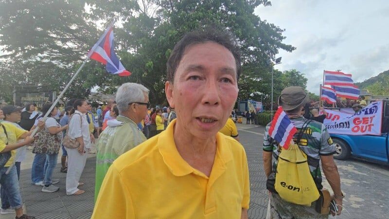 'Get out!': Rally erupts in Phuket over PM's leaked clip | News by Thaiger