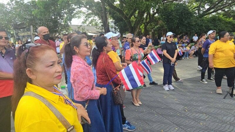 'Get out!': Rally erupts in Phuket over PM's leaked clip | News by Thaiger