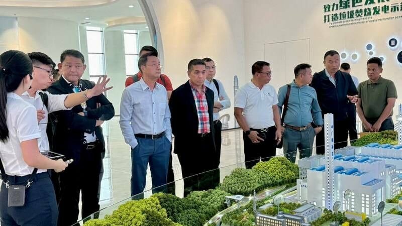 Phuket governor's China trip boosts cancer care and green tech | News by Thaiger
