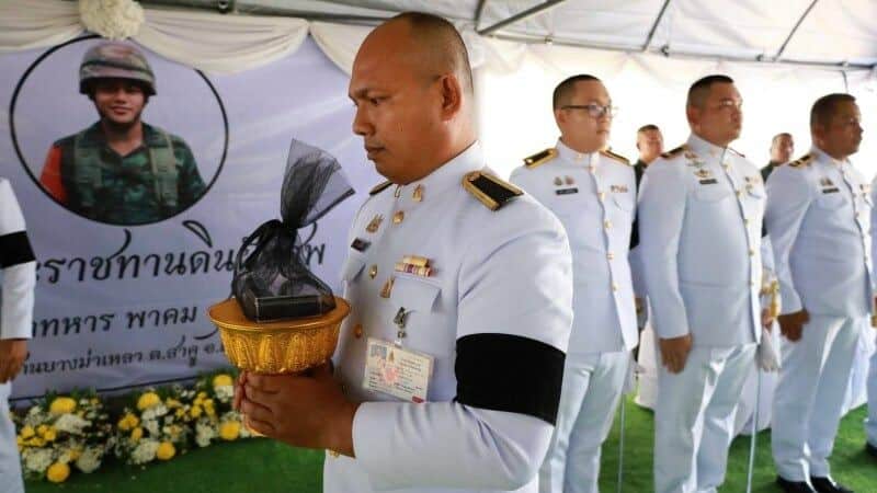 Phuket soldier honoured in royal ceremony after fatal sniper attack | News by Thaiger
