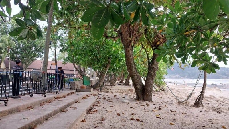 Patong Beach bomb scare: Hidden explosives uncovered in sand | News by Thaiger