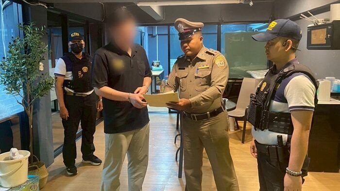 iCloud loan sharks busted in Bangkok raid over 30% interest scam (video) | News by Thaiger