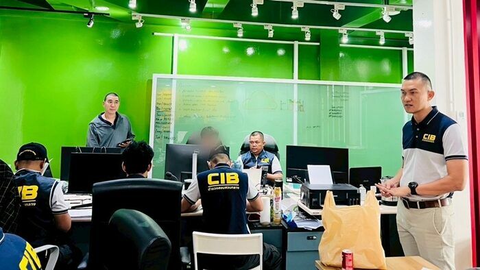 iCloud loan sharks busted in Bangkok raid over 30% interest scam (video) | News by Thaiger