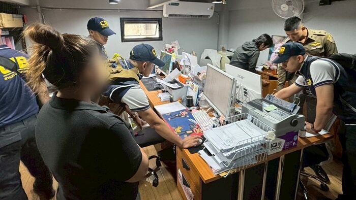 iCloud loan sharks busted in Bangkok raid over 30% interest scam (video) | News by Thaiger