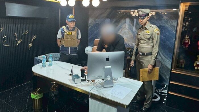 iCloud loan sharks busted in Bangkok raid over 30% interest scam (video) | News by Thaiger