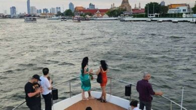 Unlimited Drinks, Iconic Views: Chao Phraya Booze Cruise | Thaiger