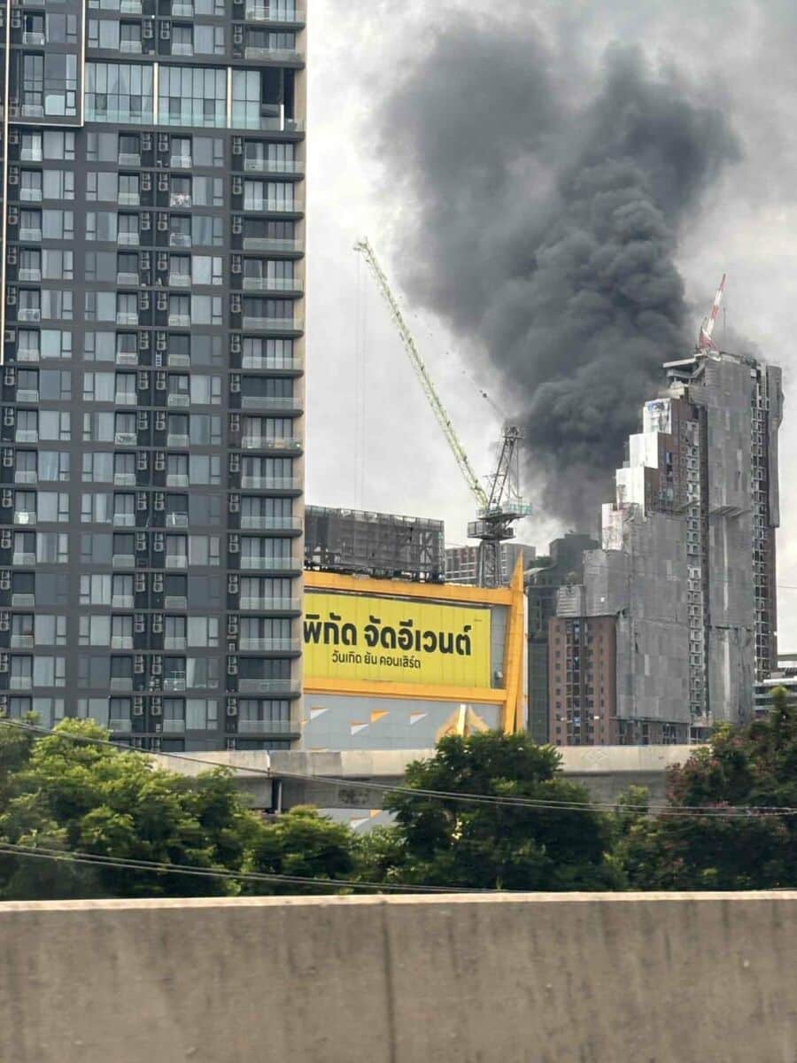 Fire breaks out on 8th floor of Bangkok construction site | News by Thaiger